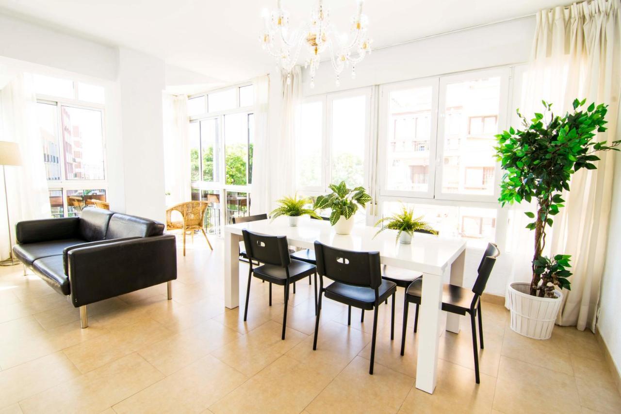 Letmalaga Economy Compas Apartment Luaran gambar