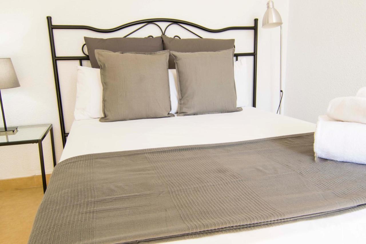 Letmalaga Economy Compas Apartment Luaran gambar
