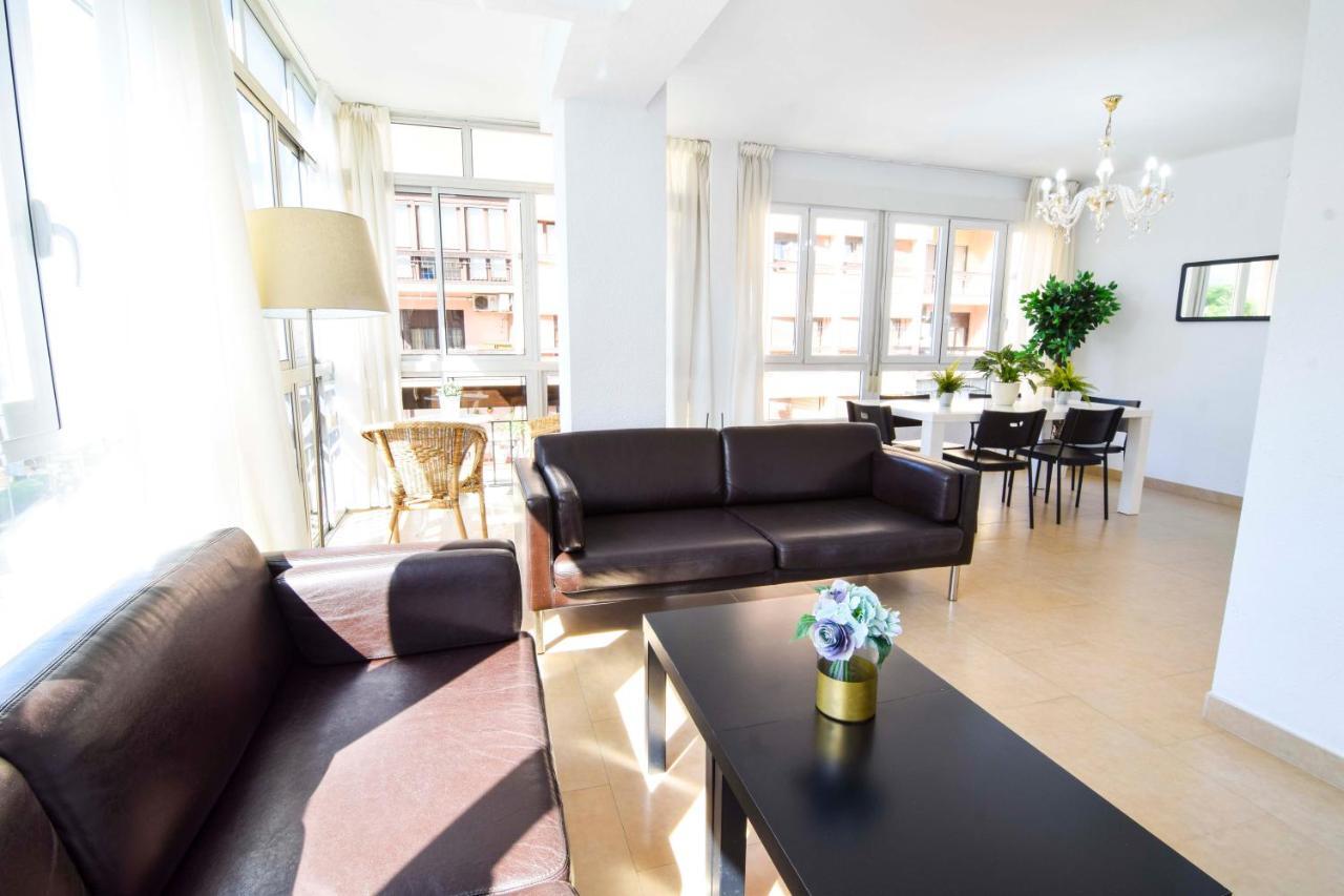 Letmalaga Economy Compas Apartment Luaran gambar