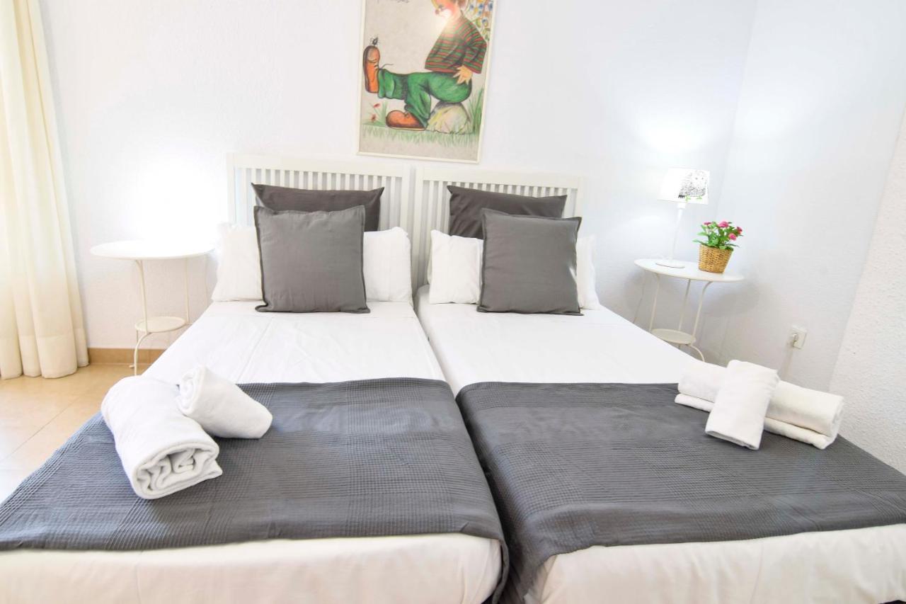 Letmalaga Economy Compas Apartment Luaran gambar
