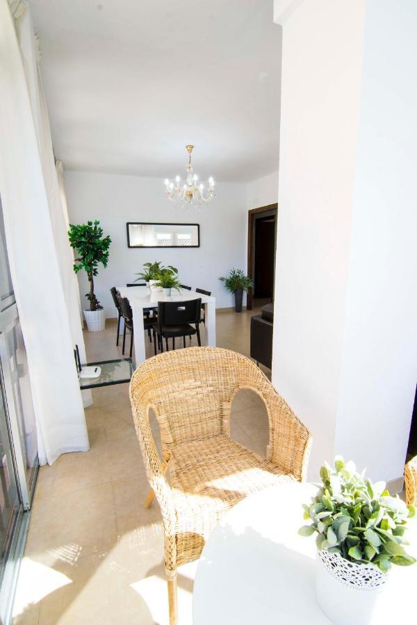 Letmalaga Economy Compas Apartment Luaran gambar