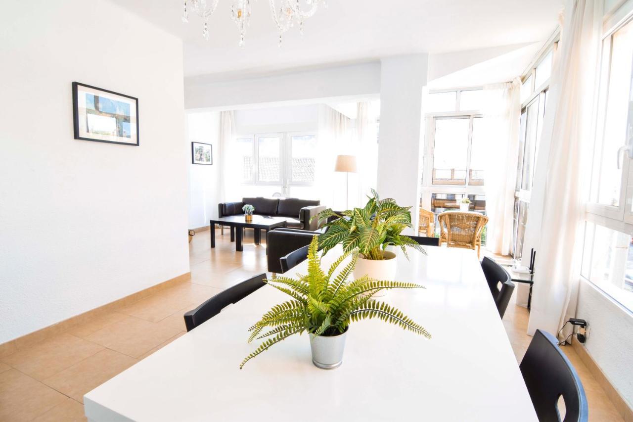 Letmalaga Economy Compas Apartment Luaran gambar
